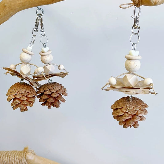 12cm Natural Style Wooden Snowman with Pine Cones - Bitting Hanging Birdies Toys Parrot Handmade Bird Toys Organic Bird Cages Accessories Lovebird Budgie Pacific Parrotlet