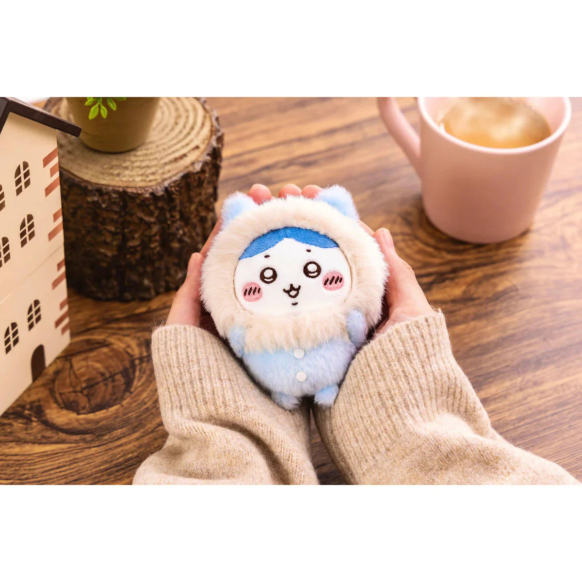Japan ChiiKawa | ChiiKawa Hachiware Usagi Winter Furry Coat Plush Doll Keychain Kawaii items Room Decoration doll WinnieTheBirds Toy Shop