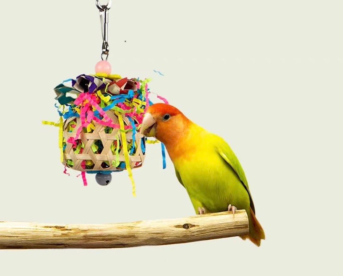 Parrot Toys Raffia Paper Bamboo Basket Snowman Star Parrot Hanging Toy Handmade Bird Toys Organic Bird Cages Accessories
