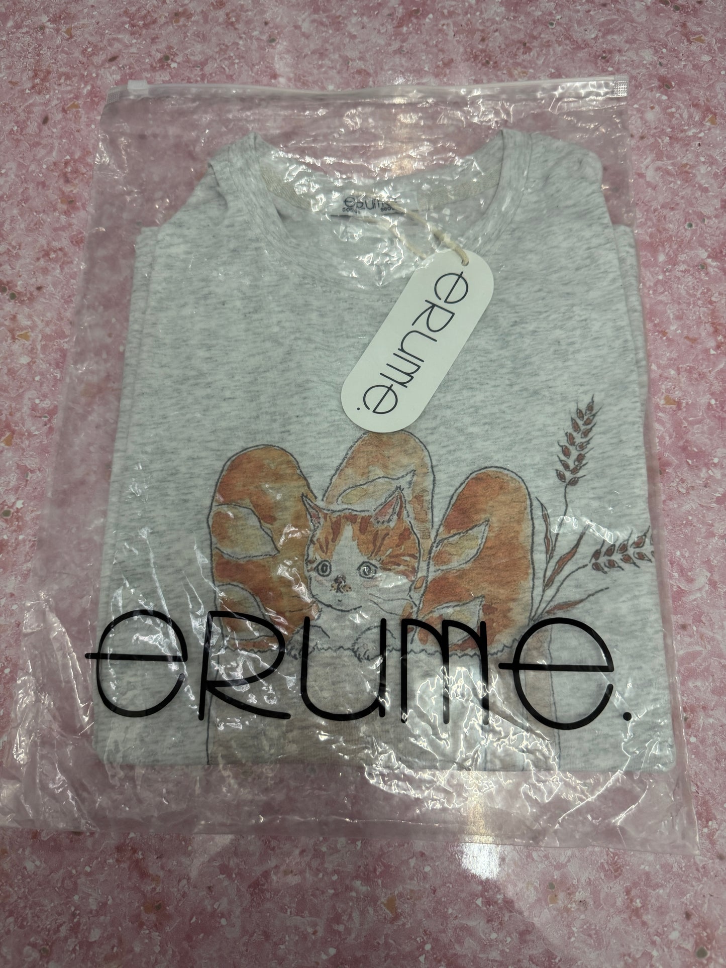 Korean Fashion Cute Animals Style T-Shirt Series | Cat in Paper Bag with French Bread - Kawaii Fashion Items