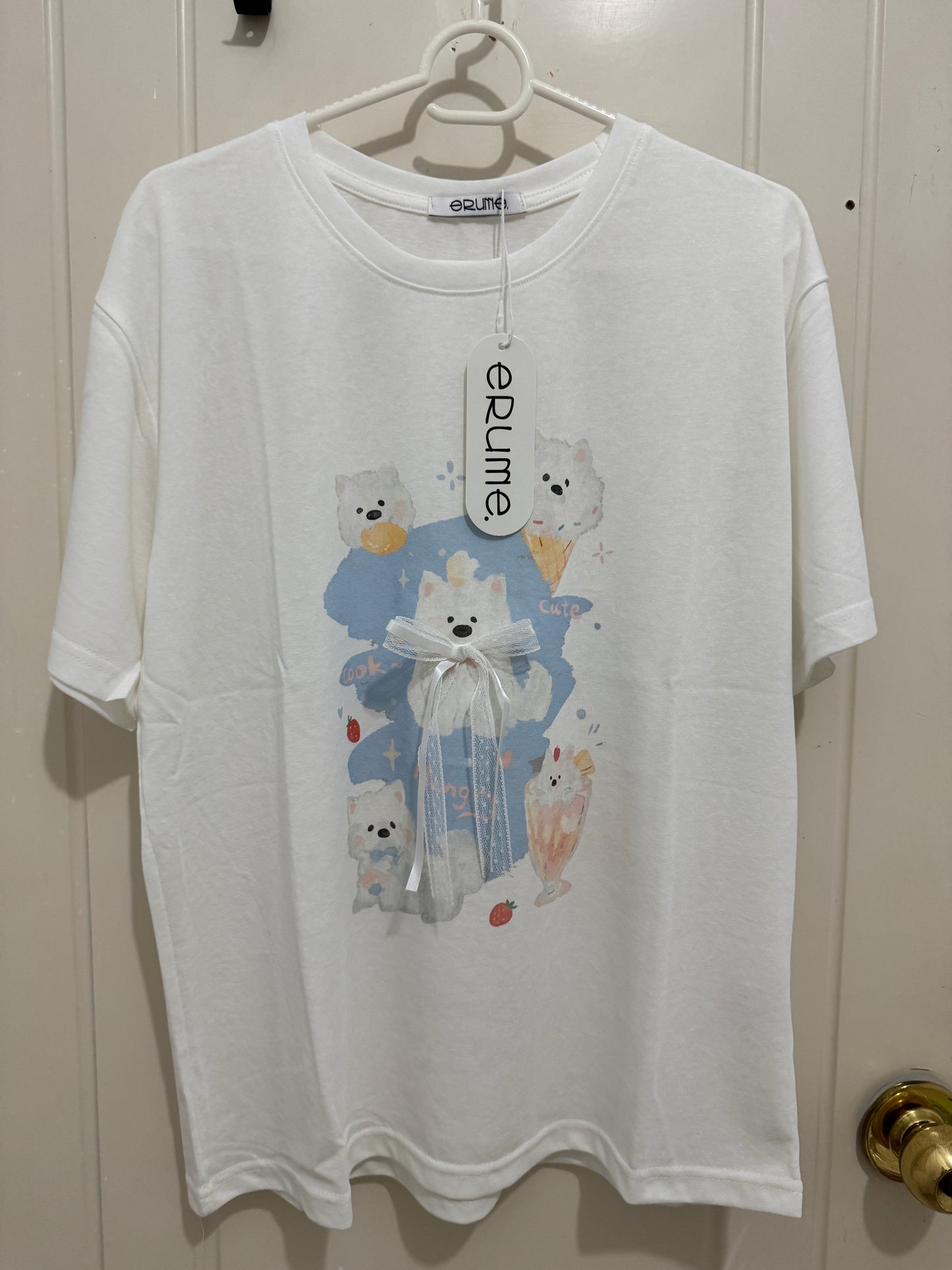 Animals Style T-Shirt Series | White Puppy Samoyed Dog with Sweets - Kawaii Fashion Items