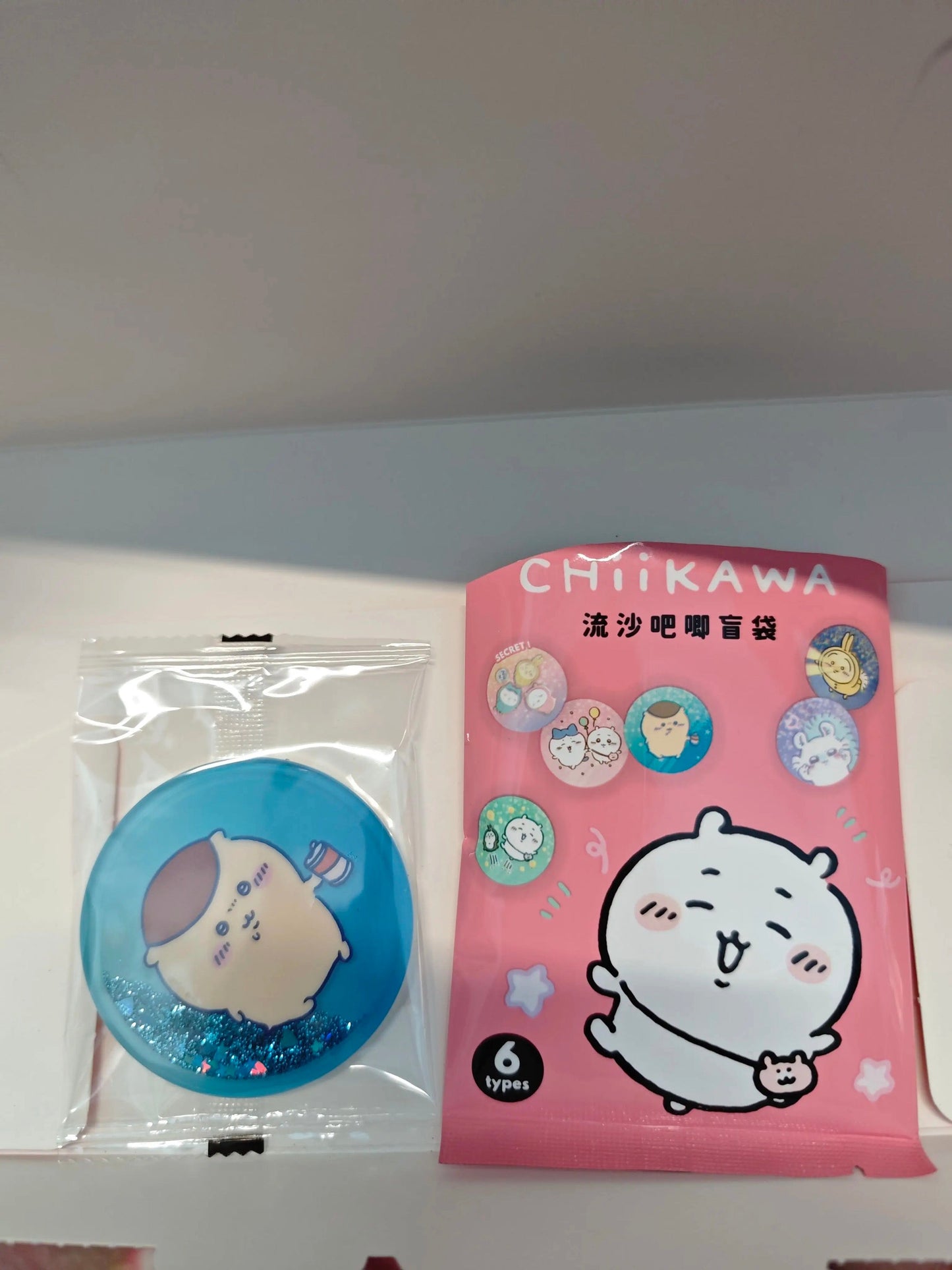 ChiiKawa X Miniso | ChiiKawa Hachiware Usagi Momonga Kurimanju Glitter Quicksand Badge Mystery Bag - Kawaii Items Room Decoration  WinnieTheBirds Toy Shop