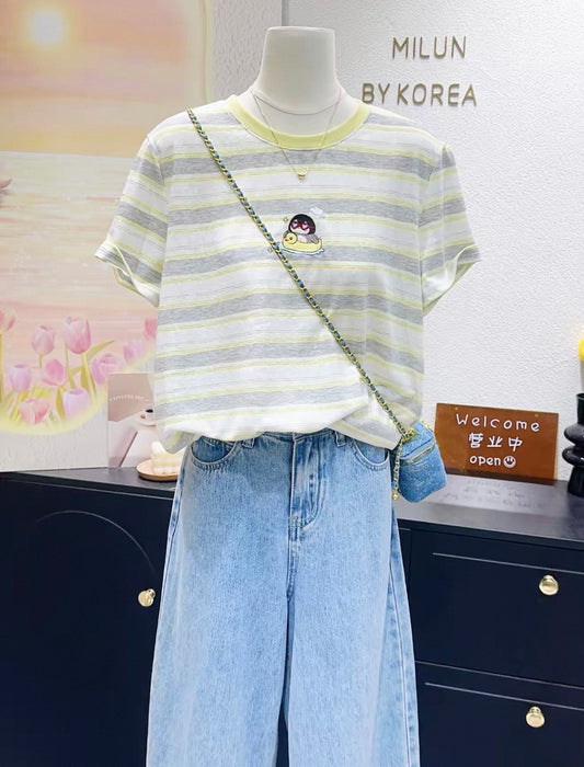 Korean Fashion Cute Animals Style T-Shirt Series | Penguin with Yellow Duck Blister - Kawaii Fashion Items