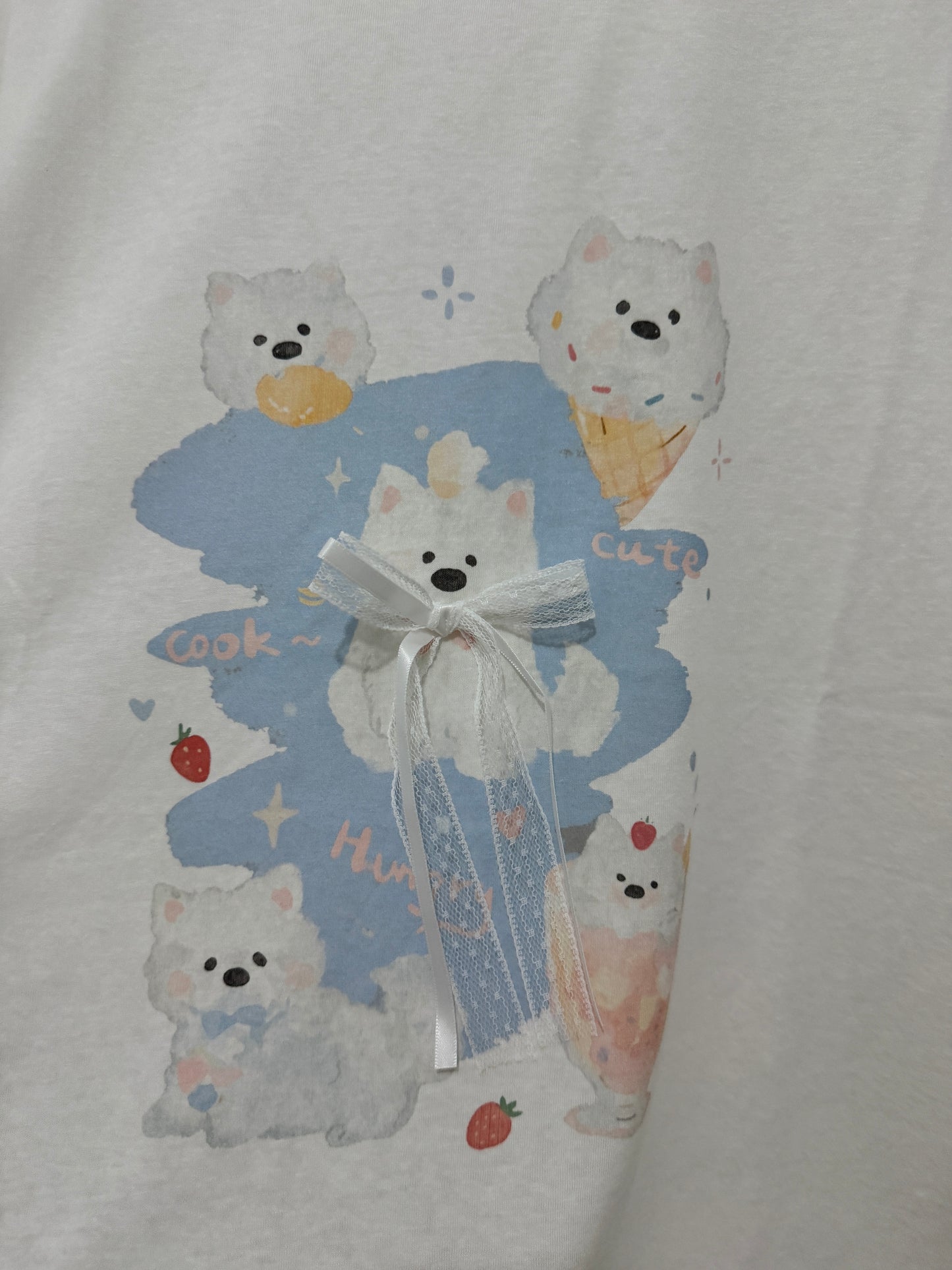 Korean Fashion Cute Animals Style T-Shirt Series | White Puppy Samoyed Dog with Sweets - Kawaii Fashion Items