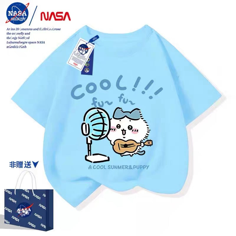 Japanese Cartoon ChiiKawa Casual Style T-Shirt Series | Hachiware with fans Part 2 - Kawaii Fashion Items