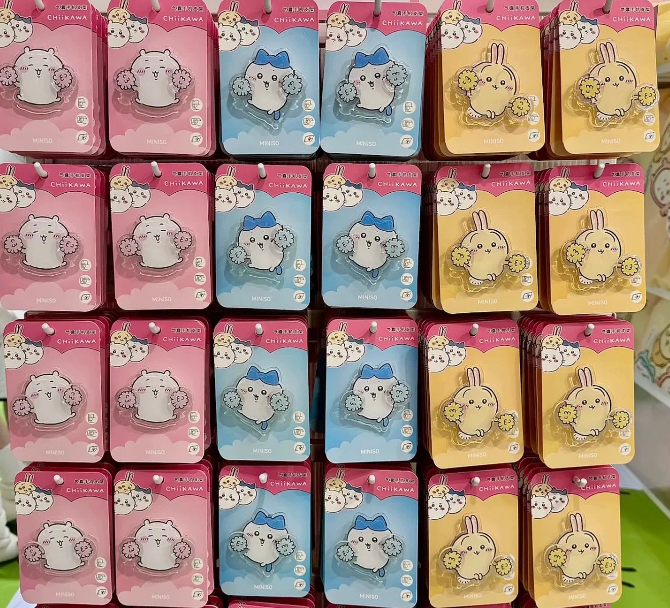 ChiiKawa X Miniso | ChiiKawa Hachiware Usagi Mobile Phone Airbag Holder - Kawaii items Phone Cute Accessories  WinnieTheBirds Toy Shop