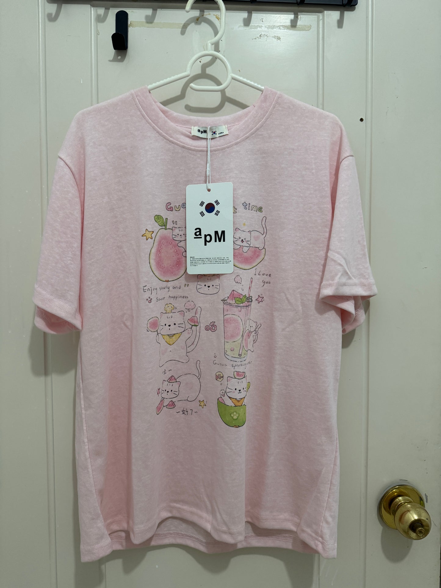 Korean Fashion Cute Animals Style T-Shirt Series | Happy White Cat Guava Sweet Time - Kawaii Fashion Items
