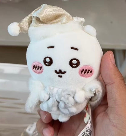 ChiiKawa X Miniso White Christmas Series | ChiiKawa Hachiware Usagi Momonga Holding Present in White Christmas Clothes Plush Doll Keychain - Kawaii Items Room Decoration doll