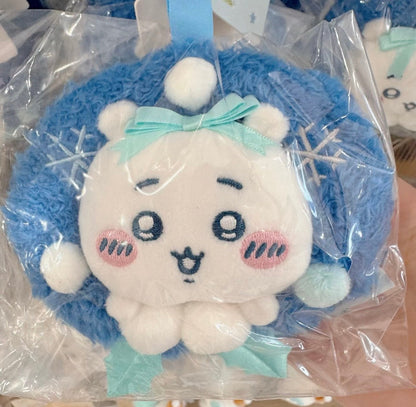 ChiiKawa X Miniso White Christmas Series | ChiiKawa Hachiware Usagi Momonga in Christmas Wreath Plush Doll Keychain - Kawaii Items Room Decoration doll