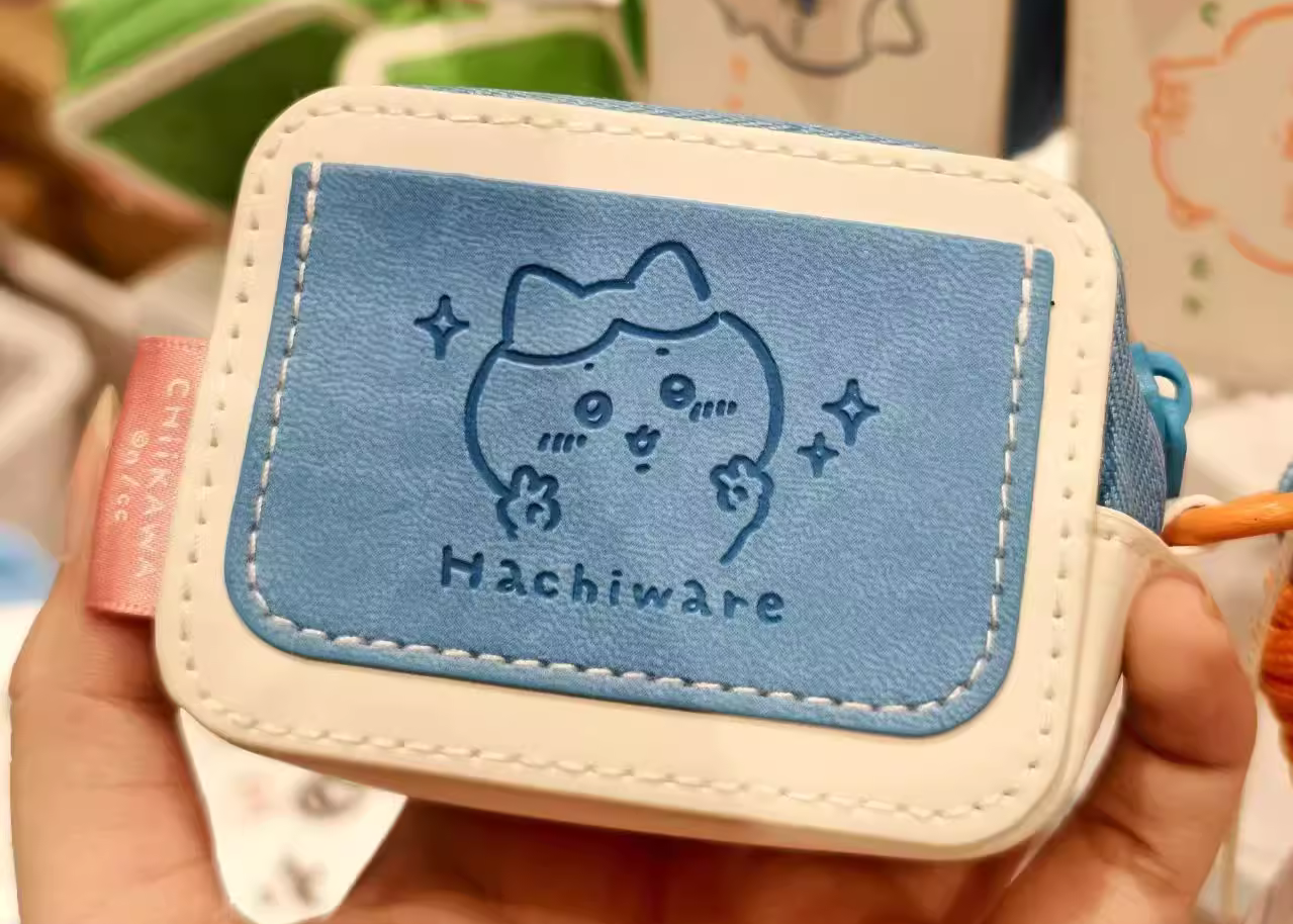 ChiiKawa X Miniso | ChiiKawa Hachiware Usagi Leather Earphone Case - Kawaii Items Little Bag  WinnieTheBirds Toy Shop