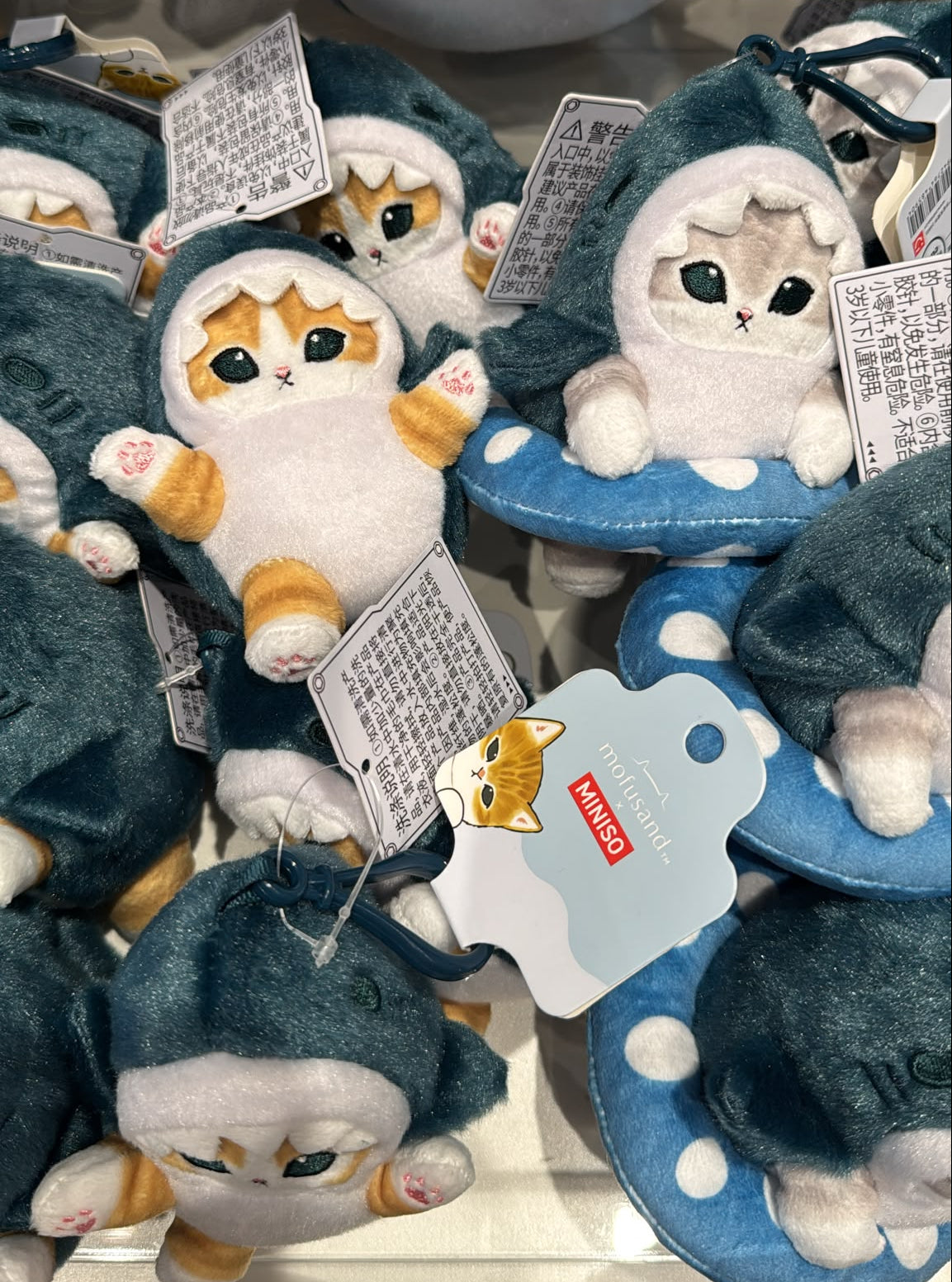 Miniso X Mofusand | Mofusand Cat in Shark Costume Raising Hand and Swimming Cute Plush Doll Keychain - Kawaii items Room Decoration Doll